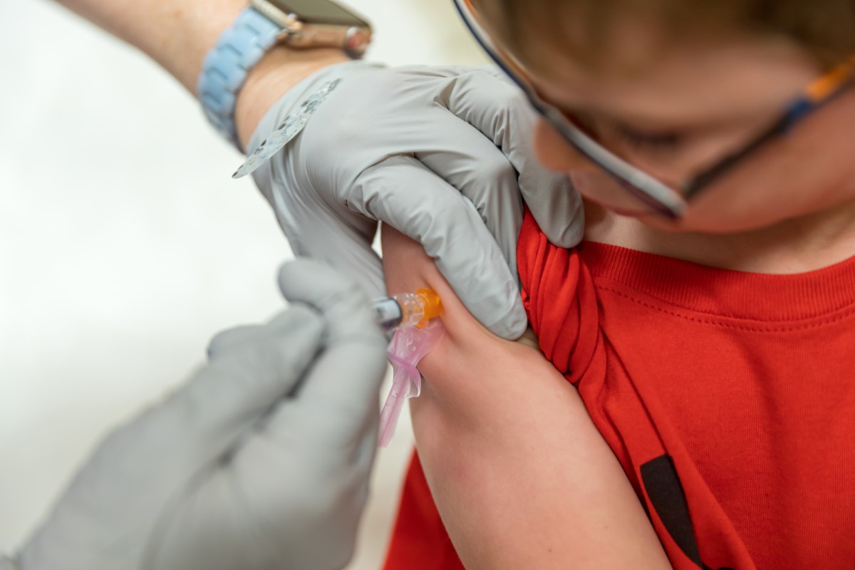 Vaccination av en flicka mot HPV