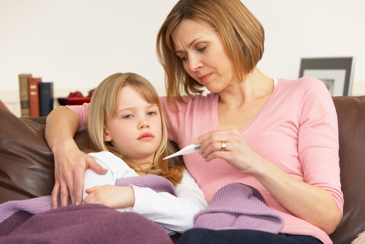 Orolig mamma tar tempen på sin dotter