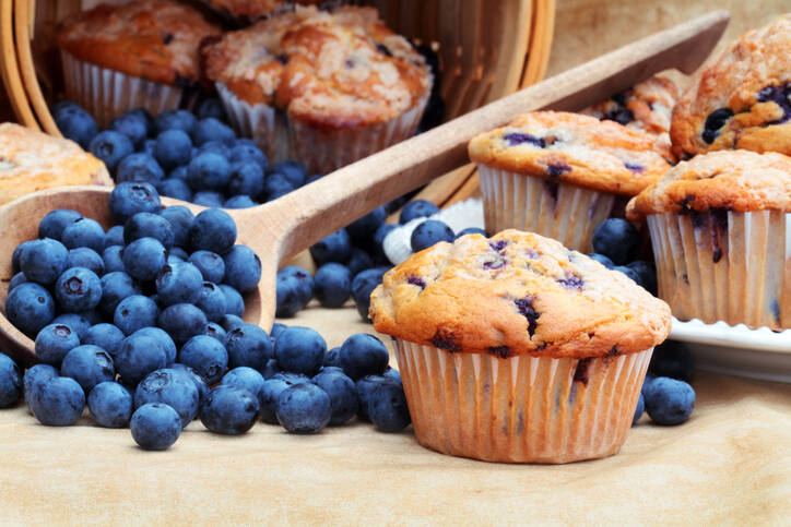 Nyttiga blåbärsmuffins? Muggrecept med banan och keso